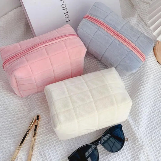 Plush Travel Makeup Bag with Zipper