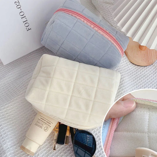 Plush Travel Makeup Bag with Zipper